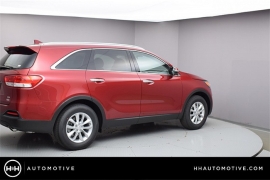 New 2018  Kia Sorento 4d SUV FWD LX at Promax Motors near Davenport, IA