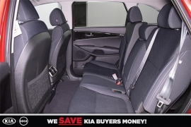 New 2018  Kia Sorento 4d SUV FWD LX at Promax Motors near Davenport, IA