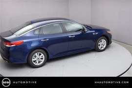 New 2018  Kia Optima 4d Sedan LX at Promax Motors near Davenport, IA