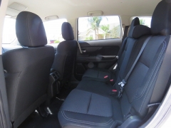 New 2019  Mitsubishi Outlander 4d SUV FWD ES at Promax Motors near Davenport, IA