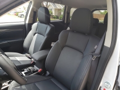 New 2019  Mitsubishi Outlander 4d SUV FWD SEL at Promax Motors near Davenport, IA