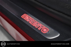 New 2018  Kia Sorento 4d SUV AWD SX Limited at Promax Motors near Davenport, IA