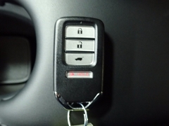 New 2018  Honda HR-V 4d SUV AWD EX at Promax Motors near Davenport, IA