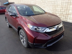 New 2018  Honda CR-V 4d SUV AWD LX at Promax Motors near Davenport, IA