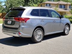 New 2019  Mitsubishi Outlander Plug-In Hybrid 4d SUV AWC GT at Promax Motors near Davenport, IA