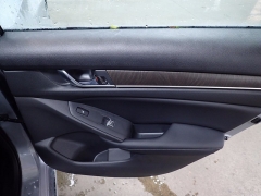 New 2018  Honda Accord Sedan 4d Touring 1&period;5L at Promax Motors near Davenport&comma; IA