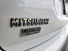 New 2019  Mitsubishi Outlander FWD at Promax Motors near Davenport, IA