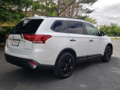 New 2019  Mitsubishi Outlander FWD at Promax Motors near Davenport, IA