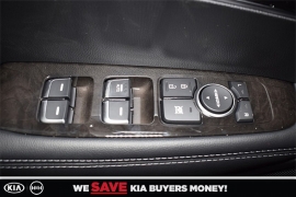 New 2018  Kia Sorento 4d SUV FWD LX at Promax Motors near Davenport, IA