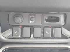 New 2019  Mitsubishi Outlander 4d SUV FWD SEL at Promax Motors near Davenport, IA