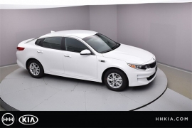 New 2018  Kia Optima 4d Sedan LX at Promax Motors near Davenport, IA