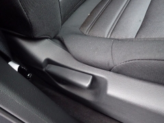 New 2018  Honda CR-V 4d SUV AWD LX at Promax Motors near Davenport, IA