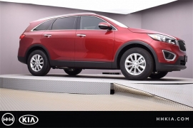 New 2018  Kia Sorento 4d SUV FWD LX at Promax Motors near Davenport, IA