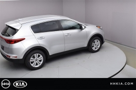 New 2018  Kia Sportage 4d SUV FWD LX at Promax Motors near Davenport, IA