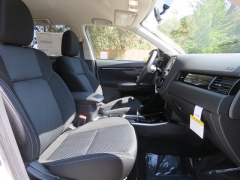 New 2019  Mitsubishi Outlander 4d SUV FWD ES at Promax Motors near Davenport, IA