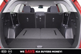 New 2018  Kia Sorento 4d SUV FWD LX at Promax Motors near Davenport, IA