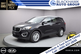 New 2018  Kia Sorento 4d SUV FWD LX at Promax Motors near Davenport, IA