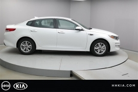New 2018  Kia Optima 4d Sedan LX at Promax Motors near Davenport, IA