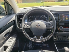 New 2019  Mitsubishi Outlander 4d SUV FWD SE at Promax Motors near Davenport, IA