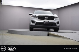 New 2018  Kia Sorento 4d SUV AWD LX at Promax Motors near Davenport, IA