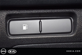 New 2018  Kia Sorento 4d SUV FWD LX at Promax Motors near Davenport, IA