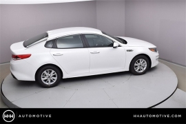 New 2018  Kia Optima 4d Sedan LX at Promax Motors near Davenport, IA