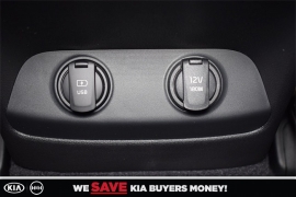 New 2018  Kia Sorento 4d SUV FWD LX at Promax Motors near Davenport, IA