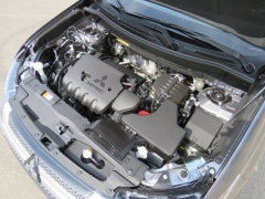 New 2019  Mitsubishi Outlander 4d SUV FWD SE at Promax Motors near Davenport, IA