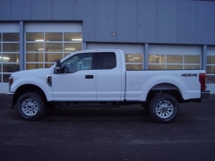 New 2019  Ford Super Duty F-250 4WD Supercab XLT at Promax Motors near Davenport, IA