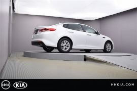 New 2018  Kia Optima 4d Sedan LX at Promax Motors near Davenport, IA