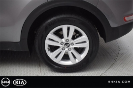 New 2018  Kia Sportage 4d SUV FWD LX at Promax Motors near Davenport, IA