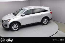 New 2018  Kia Sorento 4d SUV AWD LX at Promax Motors near Davenport, IA