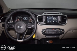 New 2018  Kia Sorento 4d SUV AWD LX at Promax Motors near Davenport, IA