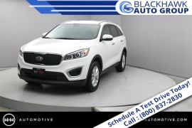 New 2018  Kia Sorento 4d SUV AWD LX at Promax Motors near Davenport, IA