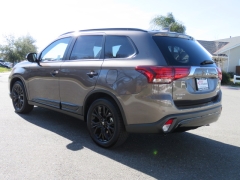 New 2019  Mitsubishi Outlander FWD at Promax Motors near Davenport, IA