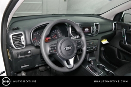 New 2018  Kia Sportage 4d SUV FWD LX at Promax Motors near Davenport, IA