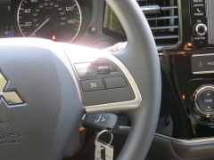 New 2019  Mitsubishi Outlander 4d SUV FWD ES at Promax Motors near Davenport, IA