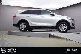 New 2018  Kia Sorento 4d SUV AWD LX at Promax Motors near Davenport, IA