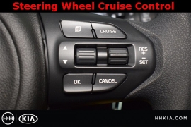 New 2018  Kia Sorento 4d SUV FWD LX at Promax Motors near Davenport, IA