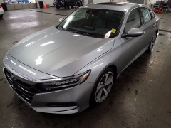 New 2018  Honda Accord Sedan 4d Touring 1&period;5L at Promax Motors near Davenport&comma; IA