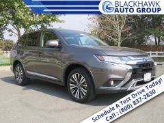 New 2019  Mitsubishi Outlander 4d SUV AWC SE at Promax Motors near Davenport, IA