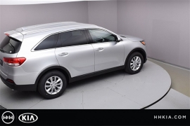 New 2018  Kia Sorento 4d SUV AWD LX at Promax Motors near Davenport, IA