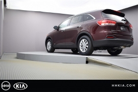 New 2018  Kia Sorento 4d SUV AWD LX at Promax Motors near Davenport, IA