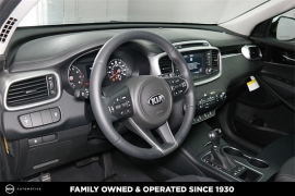 New 2018  Kia Sorento 4d SUV AWD LX at Promax Motors near Davenport, IA