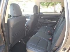 New 2019  Mitsubishi Outlander 4d SUV FWD SEL at Promax Motors near Davenport, IA