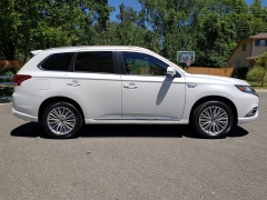New 2019  Mitsubishi Outlander Plug-In Hybrid 4d SUV AWC GT at Promax Motors near Davenport, IA