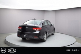 New 2018  Kia Rio 4d Sedan LX Auto at Promax Motors near Davenport, IA