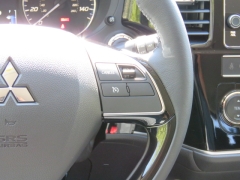 New 2019  Mitsubishi Outlander 4d SUV AWC SE at Promax Motors near Davenport, IA