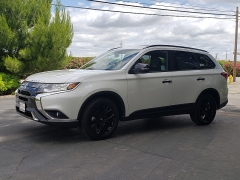New 2019  Mitsubishi Outlander FWD at Promax Motors near Davenport, IA