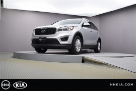 New 2018  Kia Sorento 4d SUV AWD LX at Promax Motors near Davenport, IA